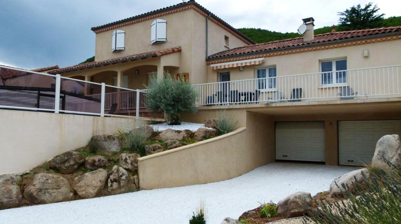 Maison Accueillante A Nant Avec Piscine Partagee Kültér fotó