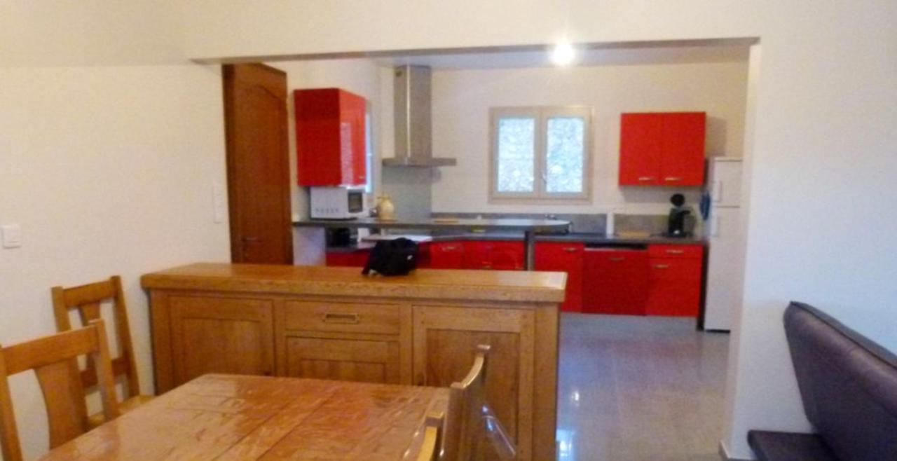 Maison Accueillante A Nant Avec Piscine Partagee Kültér fotó