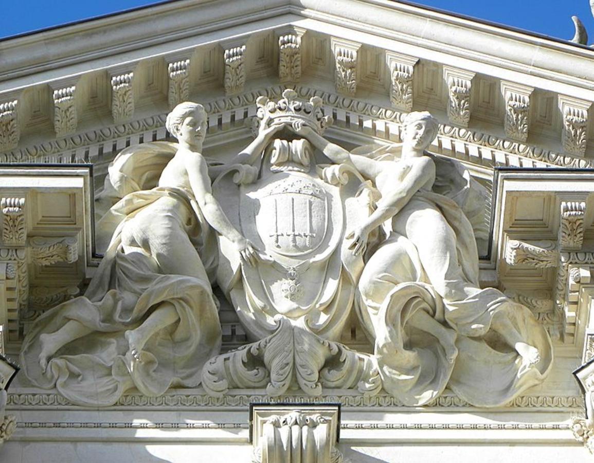 Maison Accueillante A Nant Avec Piscine Partagee Kültér fotó